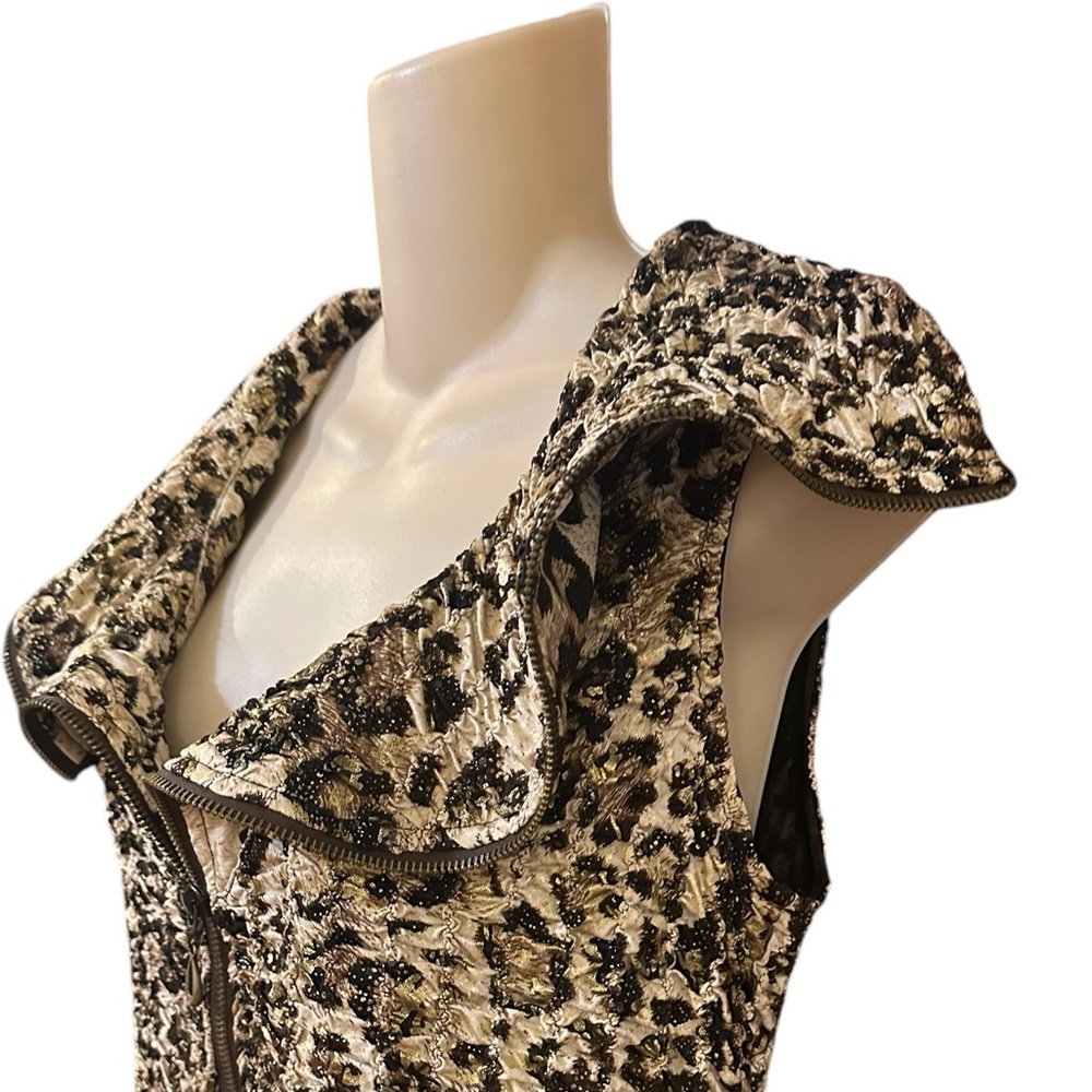 Joseph Ribkoff Animal Print Zip Front Ruffle Collar Vest top - Picture 7 of 12